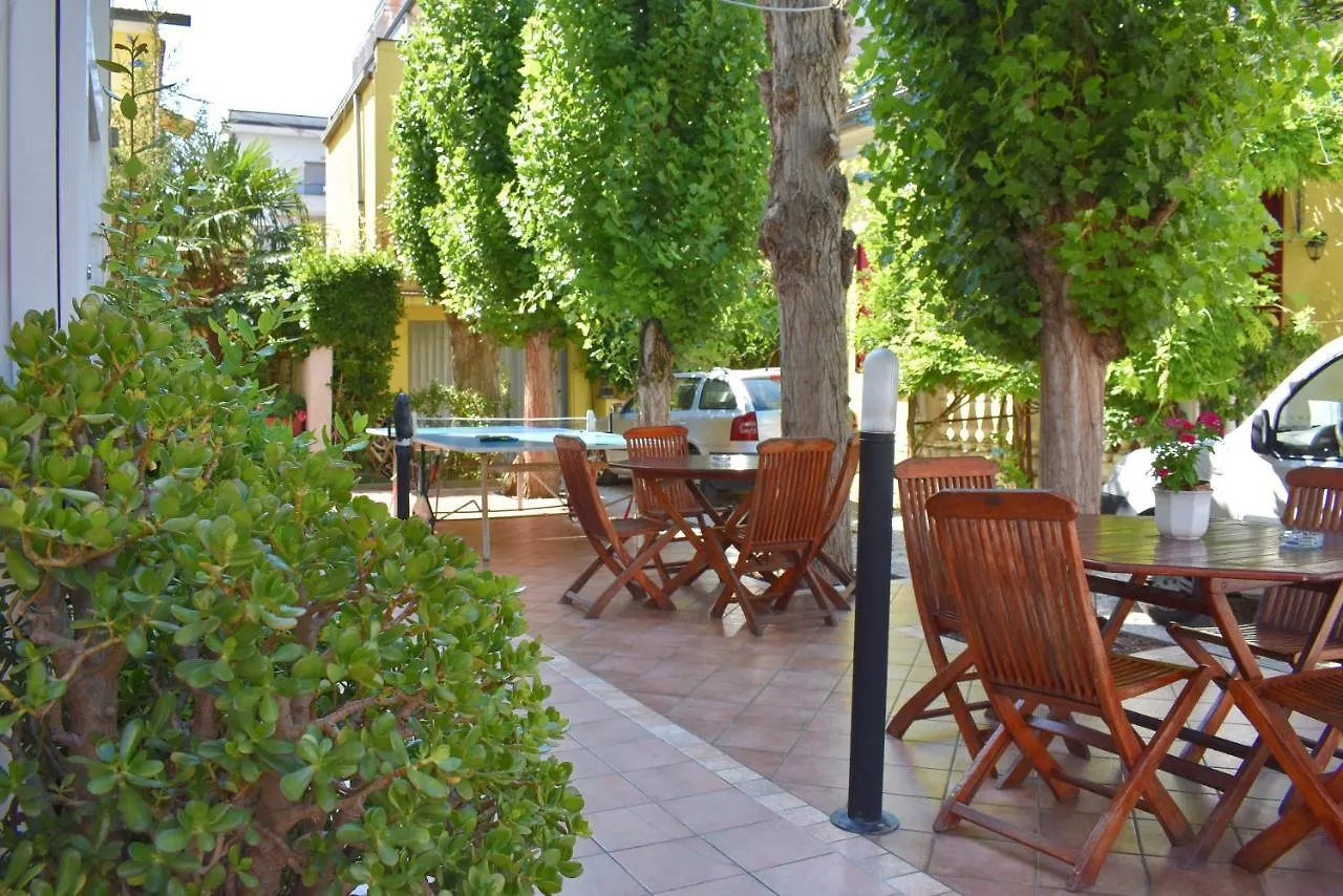 Hotel Urbinati Bellaria-Igea Marina 3*,  Italia